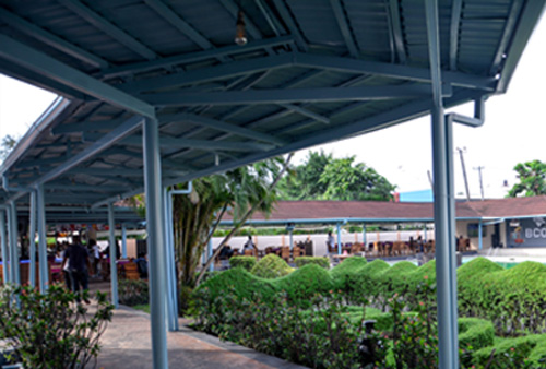 Poolside Restaurant